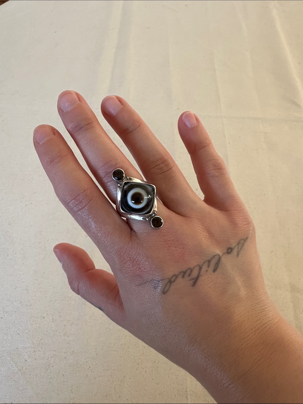 Sterling Silver Agate Eye Statement Ring - Picture 9 of 12